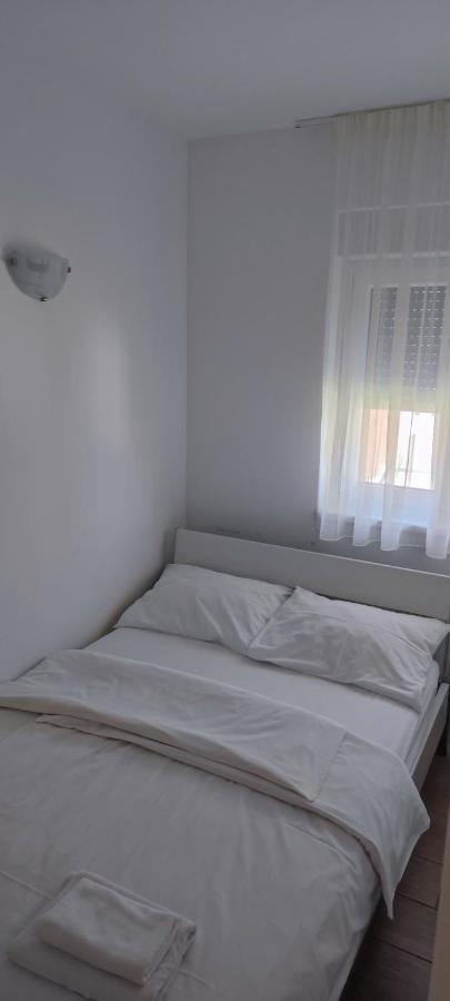 Apartments Rtina Benici エクステリア 写真